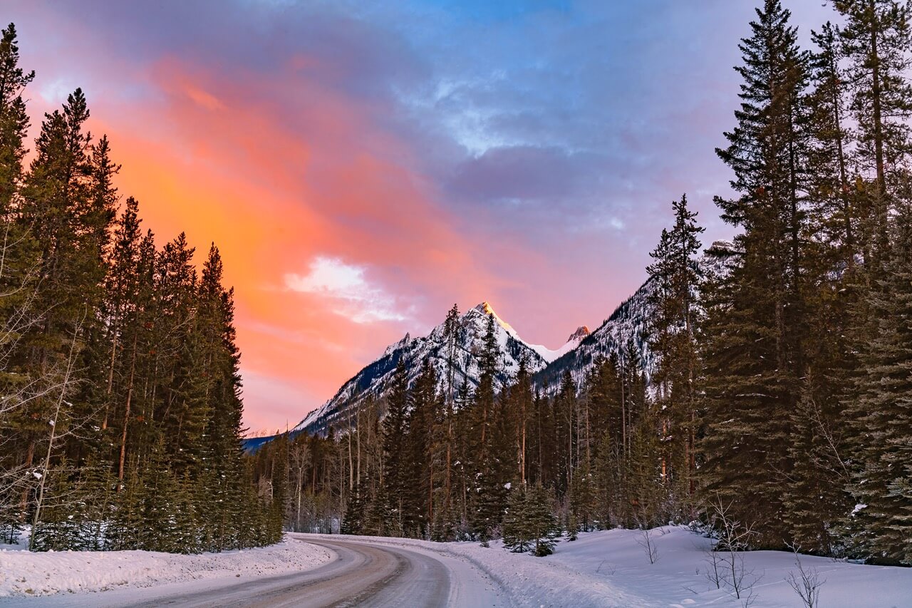 The Top Things to Do in Banff in Winter (Besides Skiing) - We Explore ...