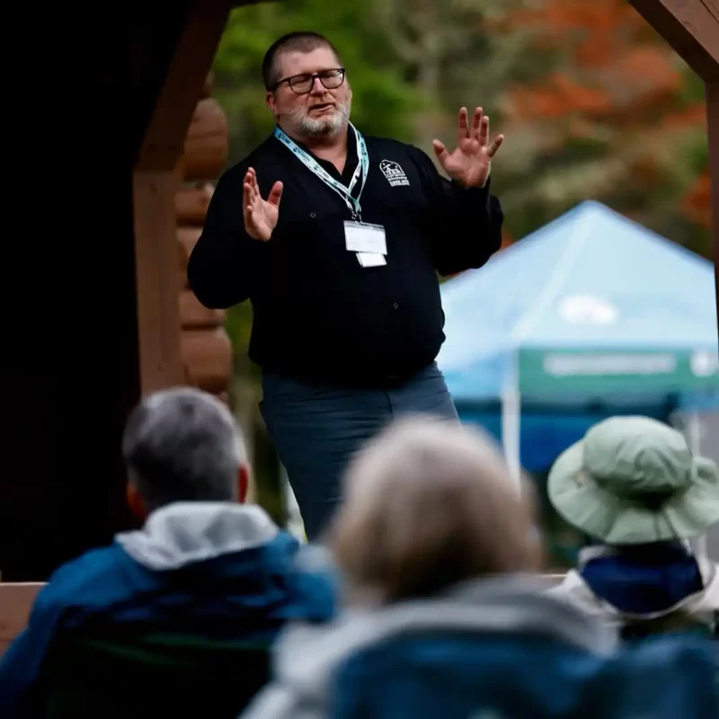 Stephane Picard of Cliff Valley Astronomy talks to a crowd of astronomers